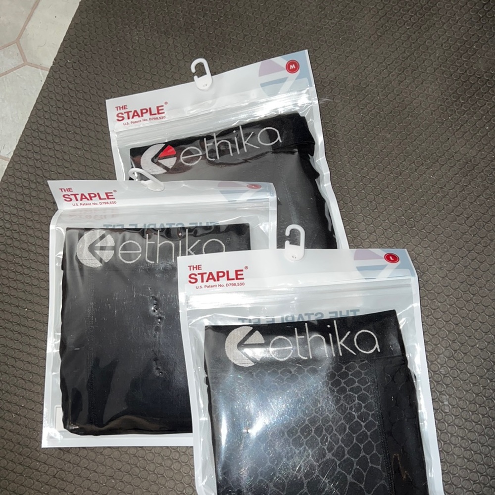 ETHIKA  3 PIECE STAPLE